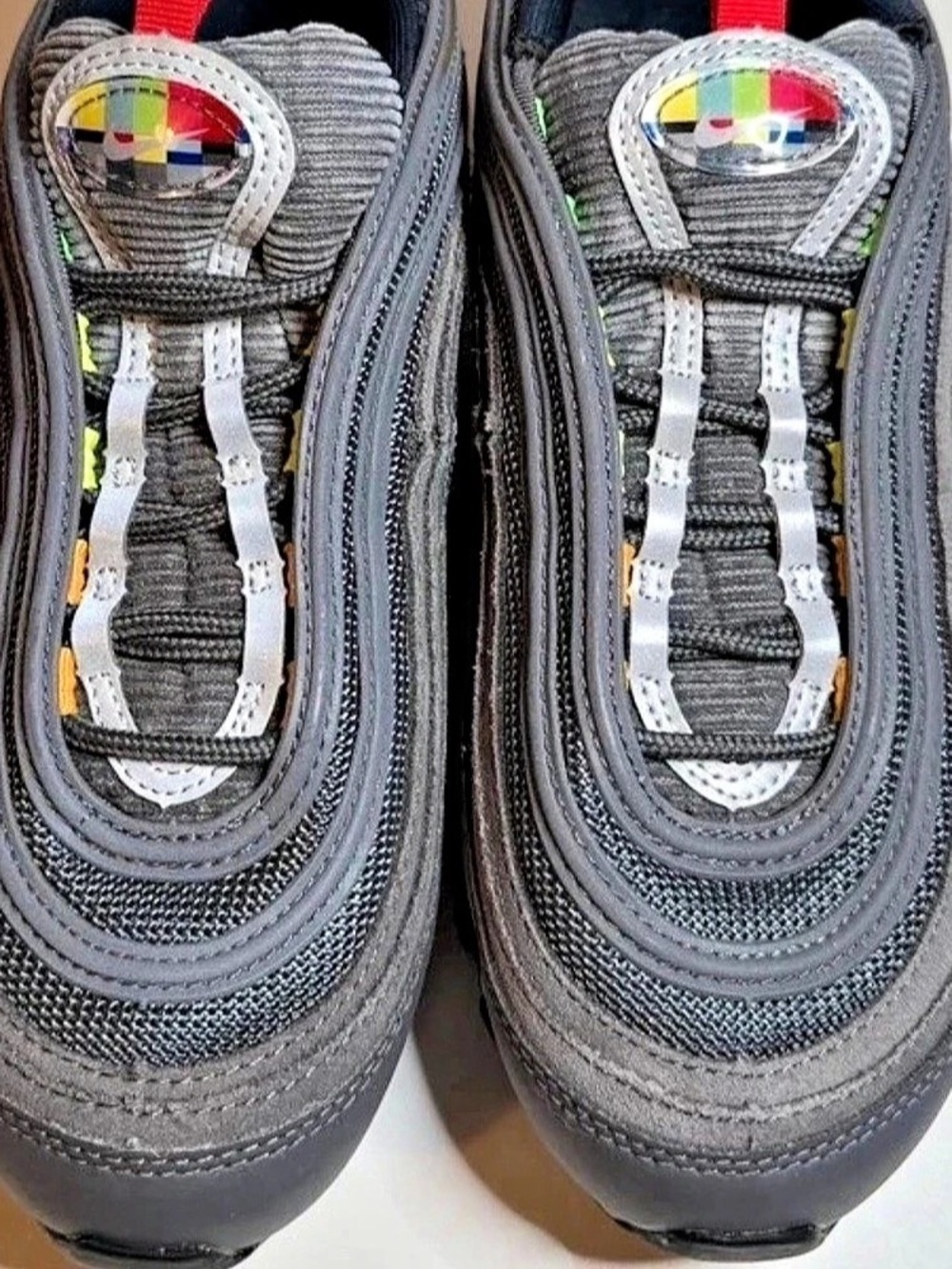 Nike Air Max 97 EOI (GS) ) Gray & Black Sneakers unisex US 6Y Women’s 7.5